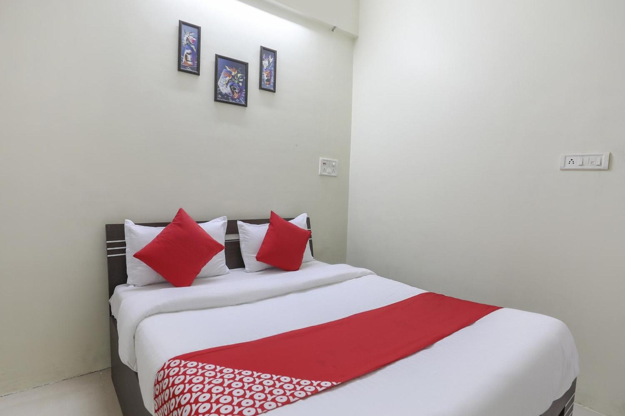 Collection O Shyam Vatika Banquet And Rooms Σουράτ Εξωτερικό φωτογραφία